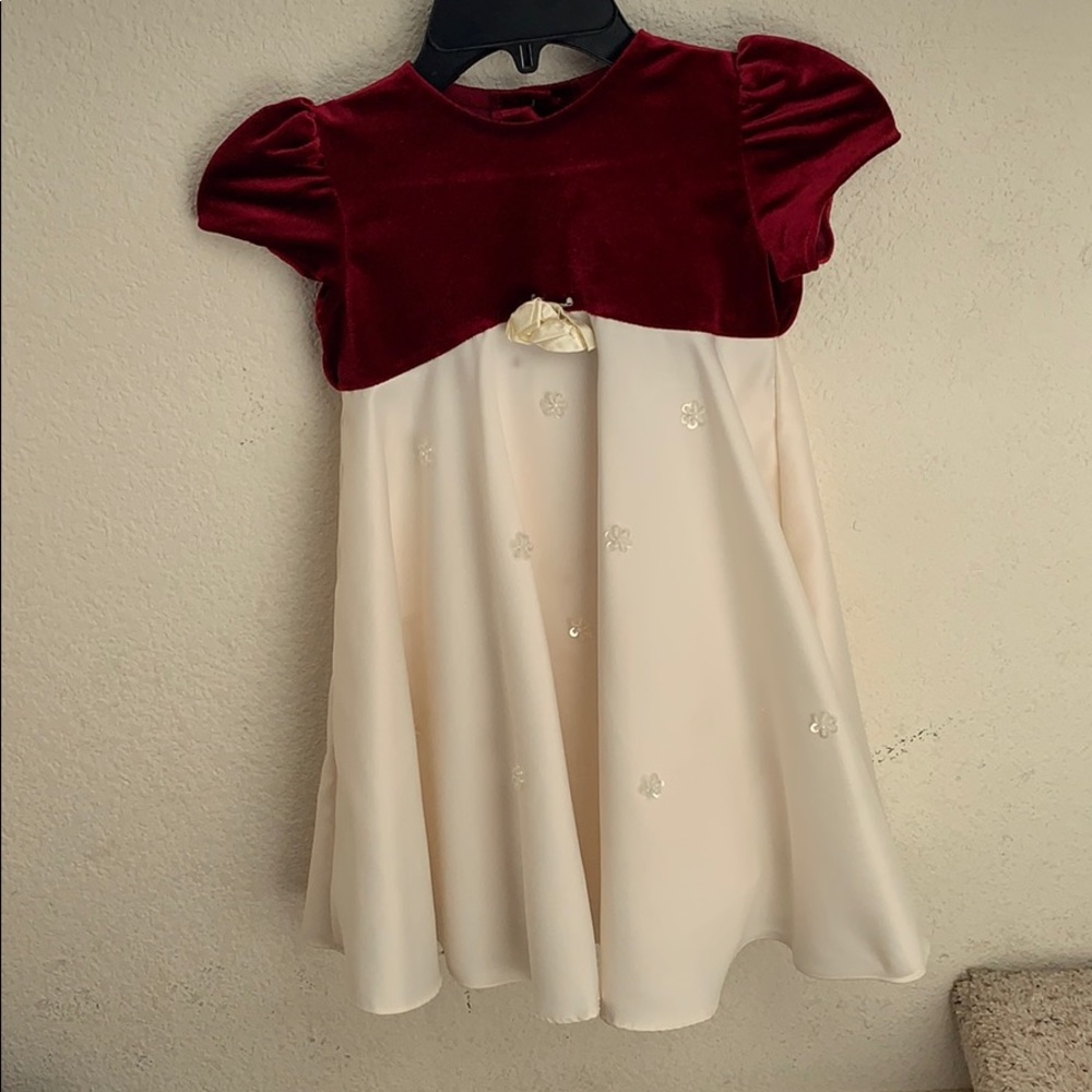 Girls holiday dress size 4T Good lad